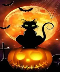 Silueta de un gato negro sobre una calabaza iluminada con rostro, en un paisaje nocturno con luna llena, murciélagos, telaraña, araña, cruces y hierba, representando el Cuadro Silueta de Gato Punto de Diamante 5D.