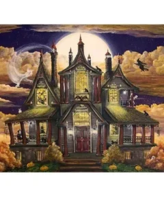 Cuadro Diamond Painting Casa de Halloween 5D, mostrando una casa victoriana iluminada por luces amarillas en sus ventanas, con un cielo nocturno dominado por una luna llena y nubes, donde una bruja vuela en una escoba sobre un techo adornado con figuras de gatos, y una escalera al frente rodeada de arbustos.