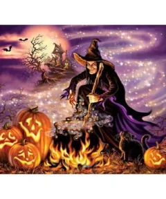 En el "Cuadro Diamond Painting Cena de Brujas 5D", una bruja con sombrero y capa agita su caldero humeante rodeada de calabazas talladas e iluminadas, un gato negro, un árbol seco y una casa embrujada, mientras murciélagos vuelan bajo un cielo estrellado.