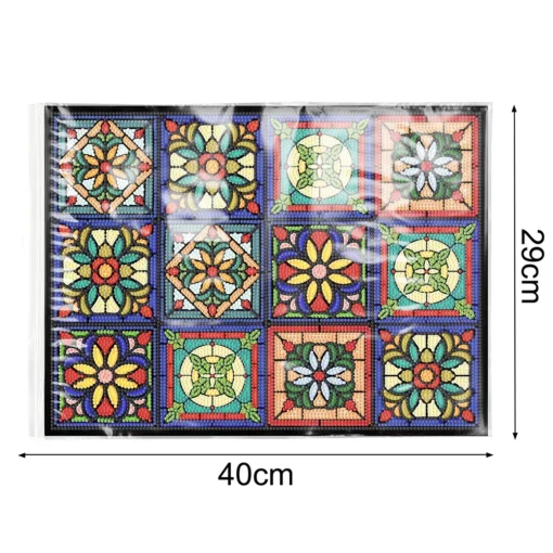 Rectángulo de 40cm por 29cm dividido en nueve cuadrados con diseños florales únicos, fondos de colores vivos y patrón de mosaico, separado por líneas negras, denominado 'Mantel Pintura de Diamantes Artísticos 5D Antideslizantes'.