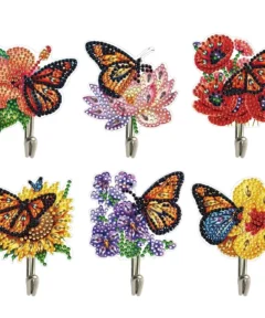 Cuelga llaves de pared en forma de mariposas y flores como manualidad de diamantes